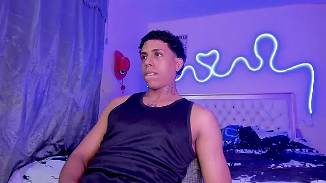 Glader31 online show from November 2025 08:58:01 PM