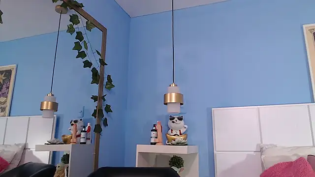 PenelopeBond online show from October 2025 01:22:02 PM