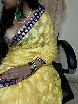 Hey Jully online show from November 2025 04:56:01 AM