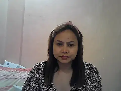 Snapshot of Amarrahlyn chatting on June 2026 09:45:02 AM Amarrahlyn online show from June 2026 09:45:02 AM