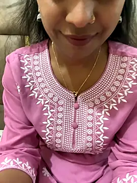 hottyanu03 online show from September 2025 10:42:02 AM