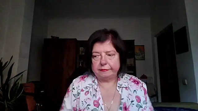 Violet Pulse online show from November 2025 12:02:02 PM