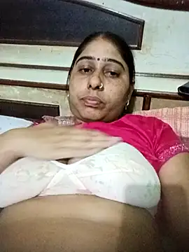 Cute-Charvii online show from March 2026 03:01:01 PM