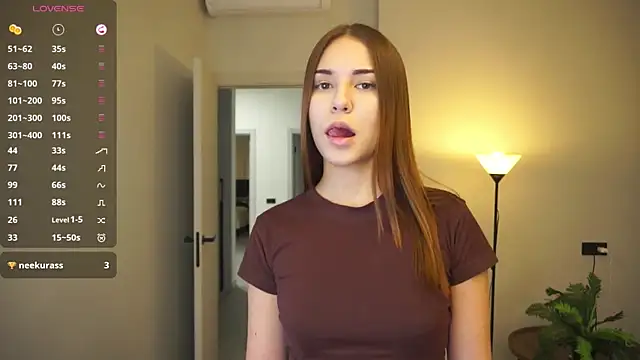 AdrianaCoenen online show from November 2025 05:17:02 PM