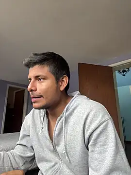 Snapshot of AnotherJuan_ chatting on October 2025 01:34:01 PM AnotherJuan online show from October 2025 01:34:01 PM