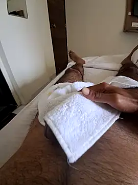 Snapshot of scotchnsoda chatting on September 2025 06:48:02 AM scotchnsoda online show from September 2025 06:48:02 AM