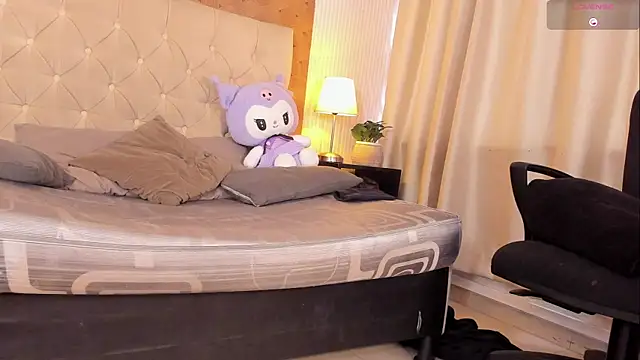 liam twiink online show from November 2025 08:12:01 PM