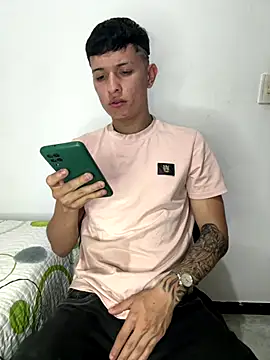 Dav oviedo online show from October 2025 03:15:02 AM