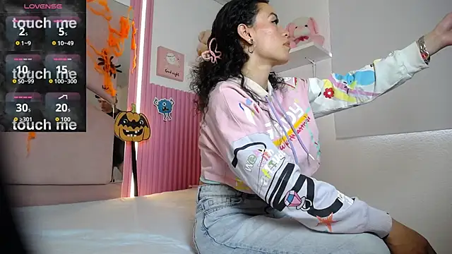 Snapshot of oblivionlove chatting on October 2025 08:31:01 PM oblivionlove online show from October 2025 08:31:01 PM