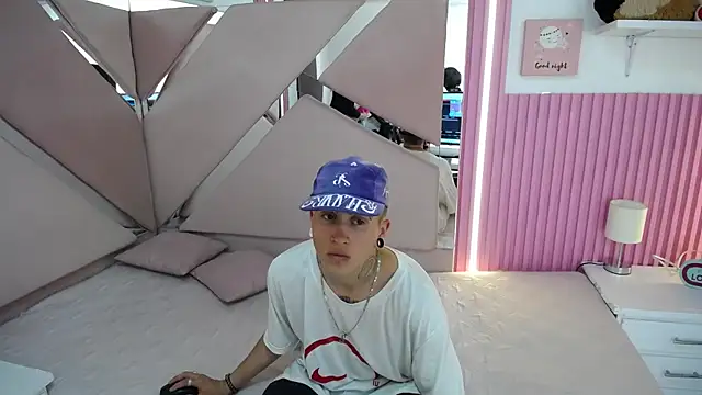 oblivionlove online show from March 2026 10:05:02 PM