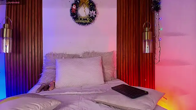 EvaGoddess  online show from December 2025 08:14:02 PM