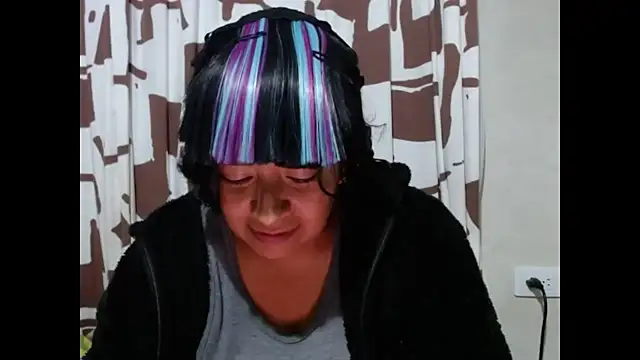 Snapshot of Acelinrose chatting on June 2026 01:52:01 AM Acelinrose online show from June 2026 01:52:01 AM