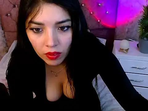 Snapshot of dreams_girl chatting on October 2025 01:14:02 AM dreams girl online show from October 2025 01:14:02 AM