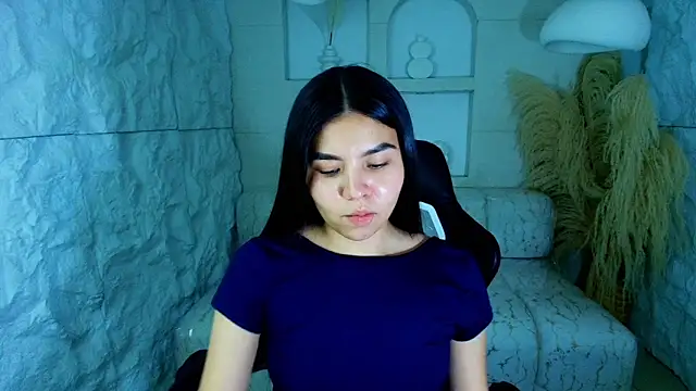 ambarina r online show from November 2025 02:54:01 AM