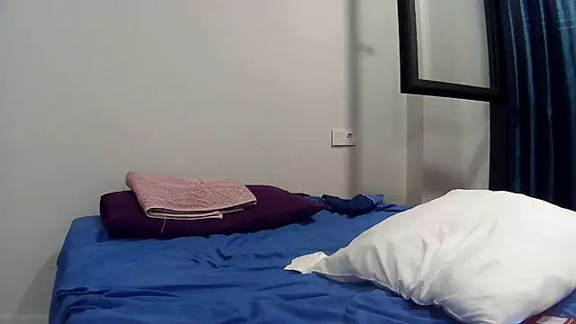 Catylandi1 online show from October 2025 03:21:02 PM