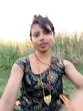 Indian GIRL BR online show from October 2025 11:33:02 AM