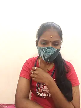 Snapshot of Tamil_Yalini12 chatting on October 2025 08:05:01 PM Tamil Yalini12 online show from October 2025 08:05:01 PM