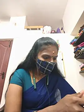 Snapshot of Tamil_Yalini12 chatting on June 2026 03:58:01 PM Tamil Yalini12 online show from June 2026 03:58:01 PM