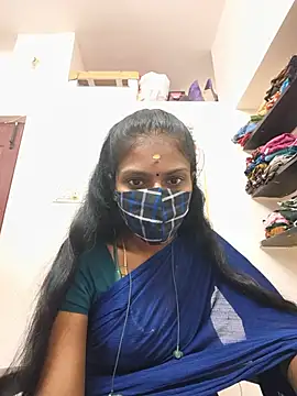 Snapshot of Tamil_Yalini12 chatting on June 2026 03:25:01 AM Tamil Yalini12 online show from June 2026 03:25:01 AM