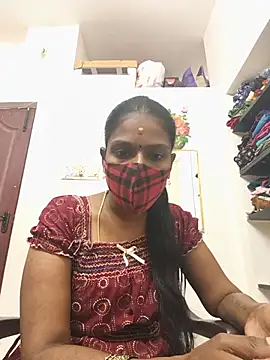 Snapshot of Tamil_Yalini12 chatting on July 2026 02:40:02 AM Tamil Yalini12 online show from July 2026 02:40:02 AM