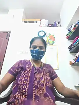 Snapshot of Tamil_Yalini12 chatting on July 2026 08:52:02 AM Tamil Yalini12 online show from July 2026 08:52:02 AM