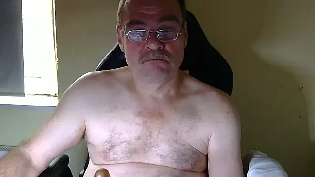 Snapshot of Intimissimo chatting on October 2025 06:57:01 AM Intimissimo online show from October 2025 06:57:01 AM