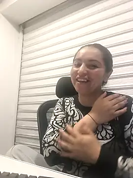 Alisson Stonee online show from February 2026 06:06:02 PM