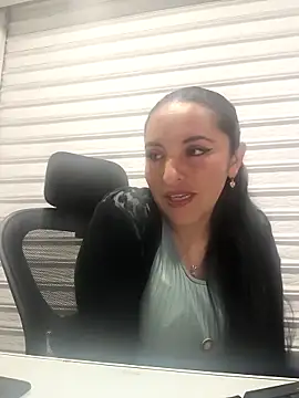 Alisson Stonee online show from February 2026 11:31:02 PM