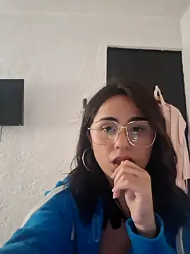 Snapshot of Akane24 chatting on September 2025 10:46:01 PM Akane24 online show from September 2025 10:46:01 PM