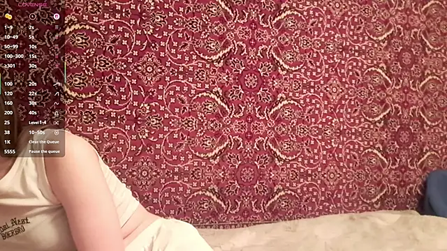 ivetabloom online show from November 2025 07:04:02 PM