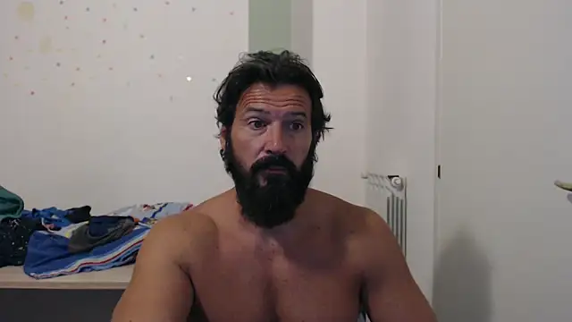 Snapshot of muscoloporco chatting on October 2025 05:20:02 PM muscoloporco online show from October 2025 05:20:02 PM