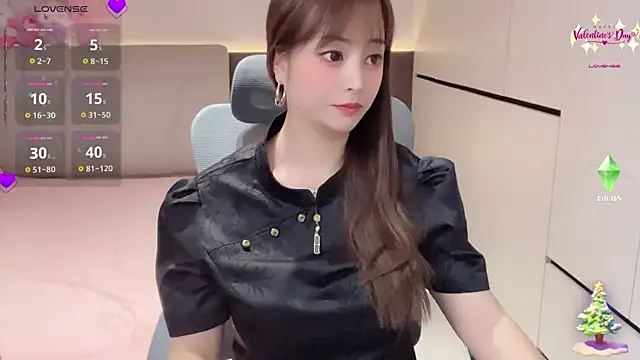 Snapshot of Koo-liy chatting on April 2026 05:30:01 PM Koo-liy online show from April 2026 05:30:01 PM