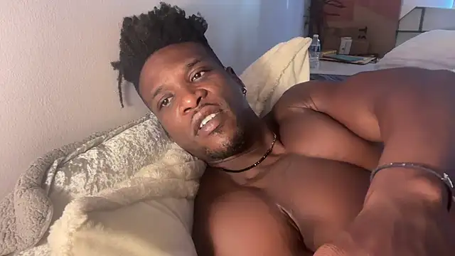 Snapshot of MrDaddyBlackNi9e chatting on September 2025 01:25:02 PM MrDaddyBlackNi9e online show from September 2025 01:25:02 PM