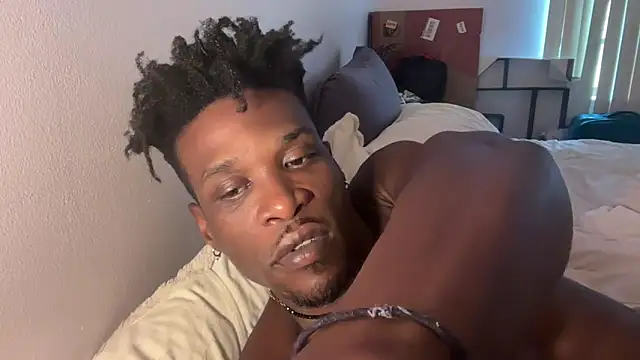 Snapshot of MrDaddyBlackNi9e chatting on October 2025 07:34:01 PM MrDaddyBlackNi9e online show from October 2025 07:34:01 PM