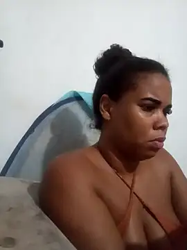 Snapshot of PrettahSantos chatting on May 2026 03:13:01 AM PrettahSantos online show from May 2026 03:13:01 AM