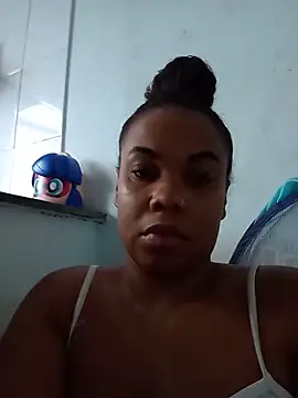 Snapshot of PrettahSantos chatting on May 2026 09:48:01 AM PrettahSantos online show from May 2026 09:48:01 AM