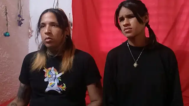 Couple Moth666 online show from October 2025 08:40:01 PM