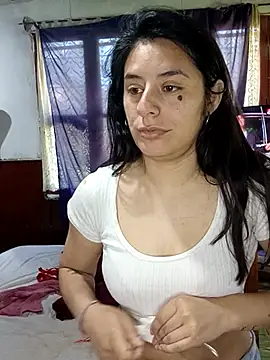 lucixxx14 online show from October 2025 01:44:01 PM