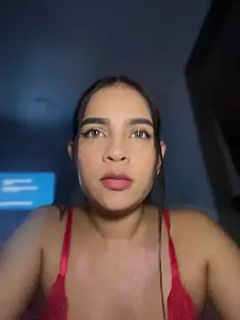 Snapshot of Valery_lux16 chatting on May 2026 11:13:01 PM Valery lux16 online show from May 2026 11:13:01 PM