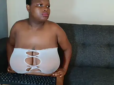 bigboobsHUNNY online show from September 2025 03:05:01 PM