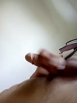 Snapshot of chikosexiii chatting on October 2025 10:54:02 PM chikosexiii online show from October 2025 10:54:02 PM