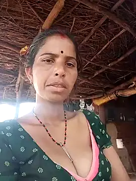 Snapshot of Kirti_k chatting on October 2025 04:43:02 AM Kirti k online show from October 2025 04:43:02 AM