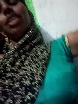 Snapshot of Kirti_k chatting on October 2025 03:54:02 PM Kirti k online show from October 2025 03:54:02 PM