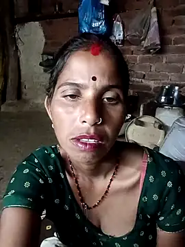 Snapshot of Kirti_k chatting on October 2025 03:45:01 PM Kirti k online show from October 2025 03:45:01 PM