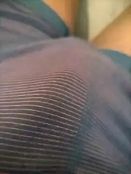 Snapshot of Blackveins32 chatting on October 2025 05:46:01 AM Blackveins32 online show from October 2025 05:46:01 AM