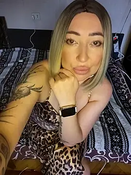 siennatempt online show from October 2025 08:11:02 AM