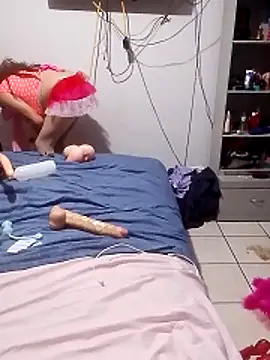 transreyna online show from April 2026 01:36:01 AM