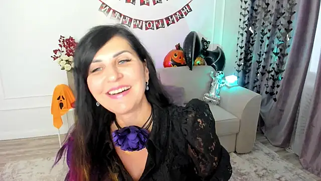 Moon Veloure1 online show from October 2025 03:50:02 AM