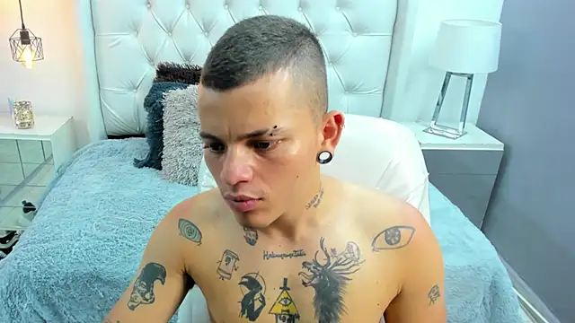 wildthor26 online show from March 2026 03:56:02 AM