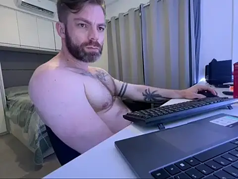 Snapshot of MBORASOVISK chatting on October 2025 03:05:01 AM MBORASOVISK online show from October 2025 03:05:01 AM